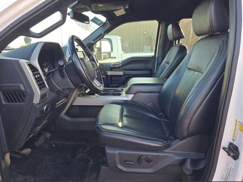 Used 2022 Ford F250 Lariat image 8