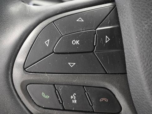 Used 2019 Jeep Cherokee Trailhawk w/ Cold Weather Group image 35