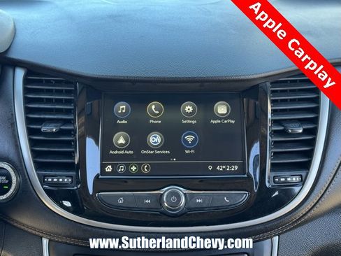 Used 2019 Chevrolet Trax LT w/ LT Convenience Package image 24