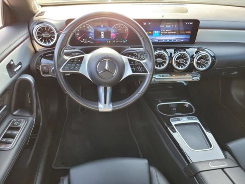 Used 2025 Mercedes-Benz CLA 250 image 13