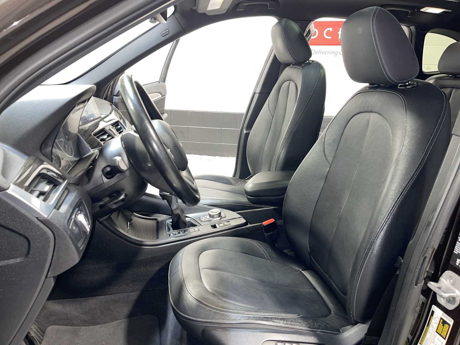 Used 2018 BMW X1 xDrive28i AWD/4WD image 11