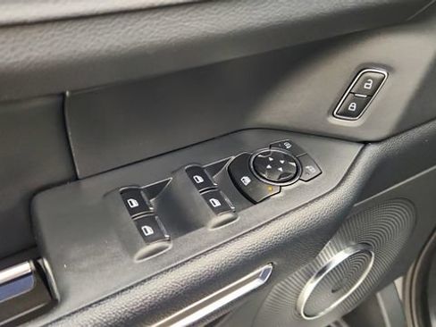Used 2024 Ford Expedition XLT RWD image 17