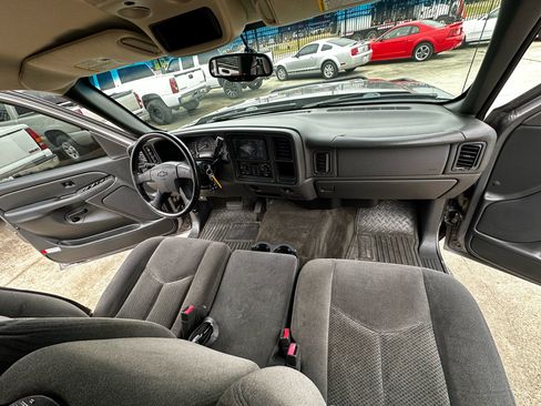 Used 2006 Chevrolet Silverado 1500 LT w/ Light Duty Power Package image 26