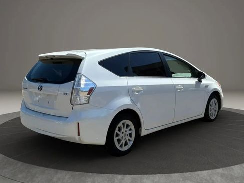 Used 2012 Toyota Prius V Three FWD image 6