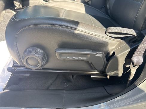 Used 2023 Jeep Wrangler Unlimited Sahara image 26