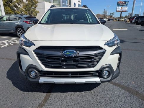 Used 2023 Subaru Outback Limited XT image 9