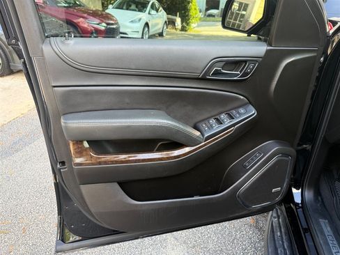Used 2020 Chevrolet Tahoe LT AWD/4WD image 11