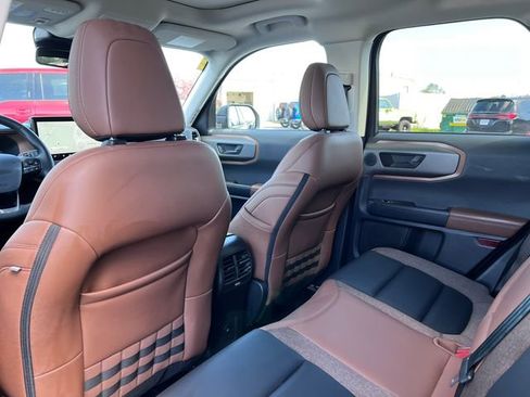 Certified 2025 Ford Bronco Sport Outer Banks w/ Outer Banks Tech Package+ AWD/4WD image 31