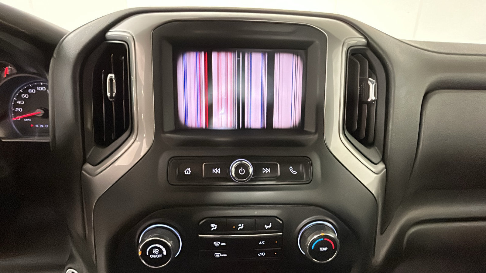 Used 2024 Chevrolet Silverado 1500 Custom AWD/4WD image 26