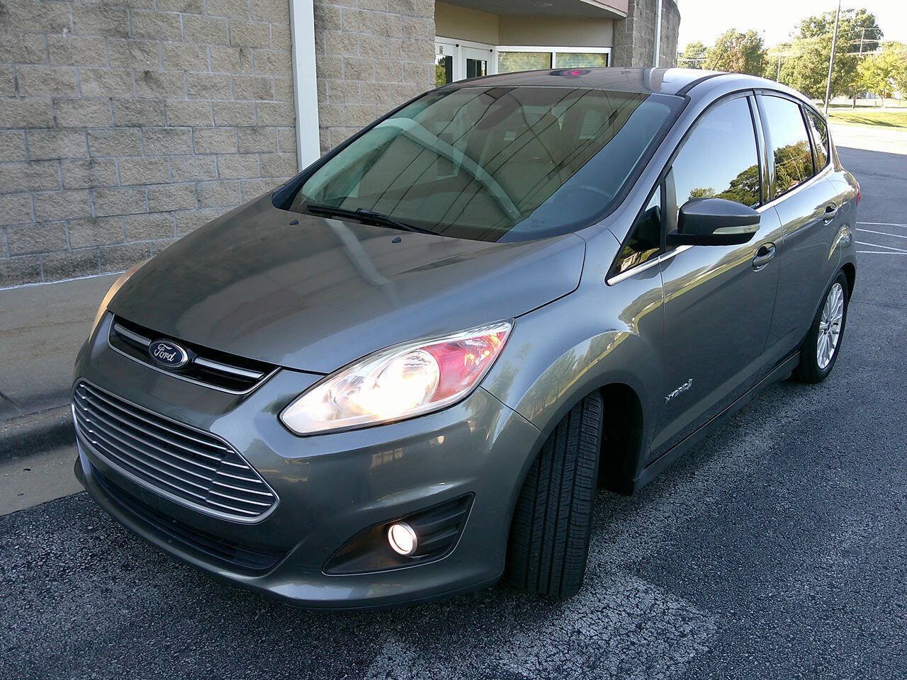 Used 2014 Ford C-MAX SEL w/ Equipment Group 302A FWD image 2