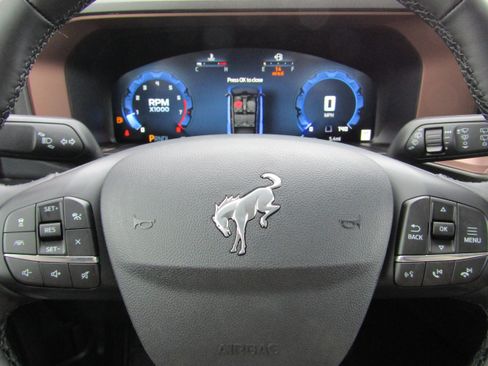 New 2025 Ford Bronco Sport Outer Banks w/ Outer Banks Tech Package+ AWD/4WD image 9