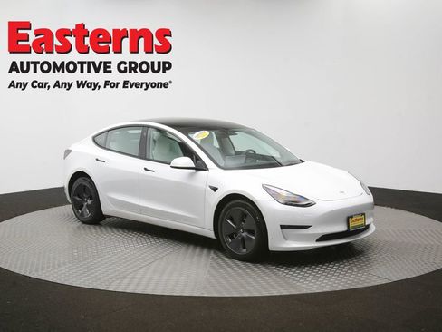 Used 2023 Tesla Model 3 Standard Range RWD image 43