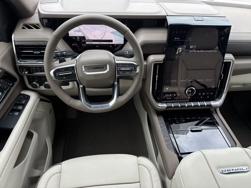 New 2026 GMC Yukon XL Denali w/ Sun & Power Step Package image 17