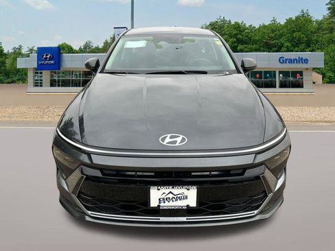 New 2026 Hyundai Sonata SE FWD image 8