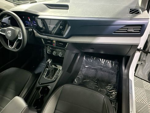 Used 2023 Volkswagen Taos SE image 35