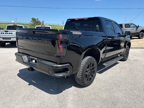 Used 2024 Chevrolet Silverado 1500 Custom Trail Boss w/ LPO, Dark Essentials Package AWD/4WD image 6