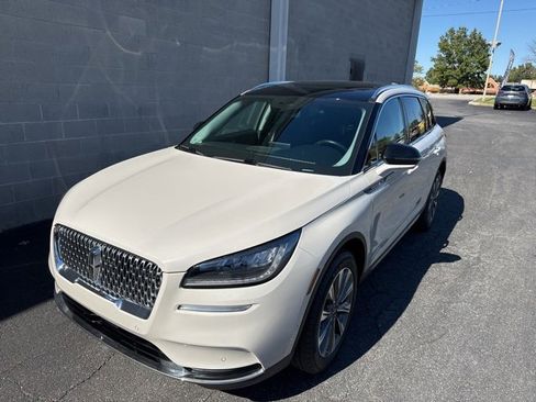 Used 2022 Lincoln Corsair Reserve w/ Equipment Group 201A image 8