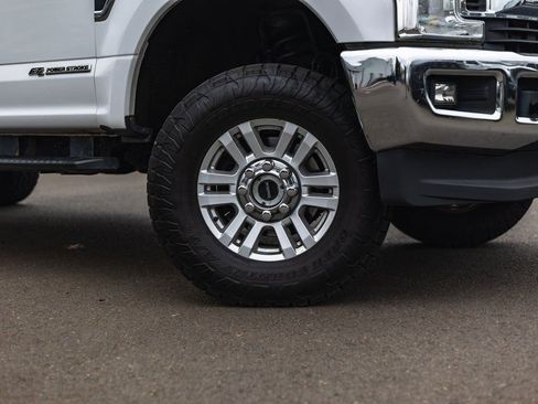 Used 2019 Ford F350 XLT w/ XLT Value Package image 4