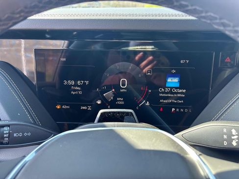 New 2026 GMC Yukon XL Elevation w/ Elevation Premium Package image 16