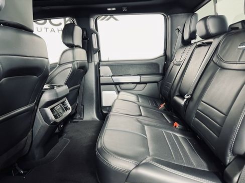 Used 2025 Ford F350 Platinum image 14