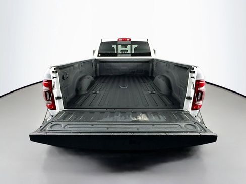 Used 2024 RAM 3500 Tradesman w/ Chrome Appearance Group AWD/4WD image 28