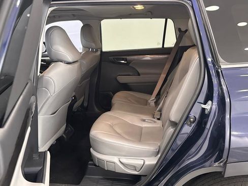 Used 2021 Toyota Highlander Limited image 73