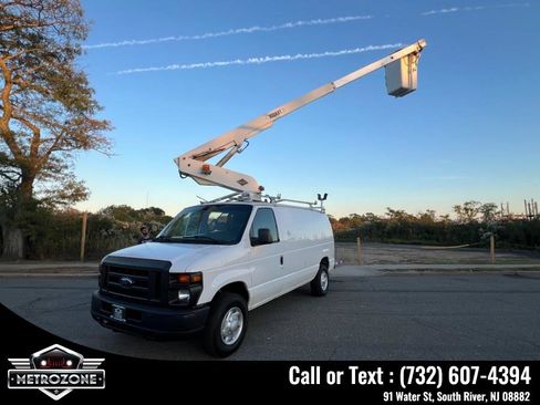 Used 2008 Ford E-350 and Econoline 350 Super Duty image 17