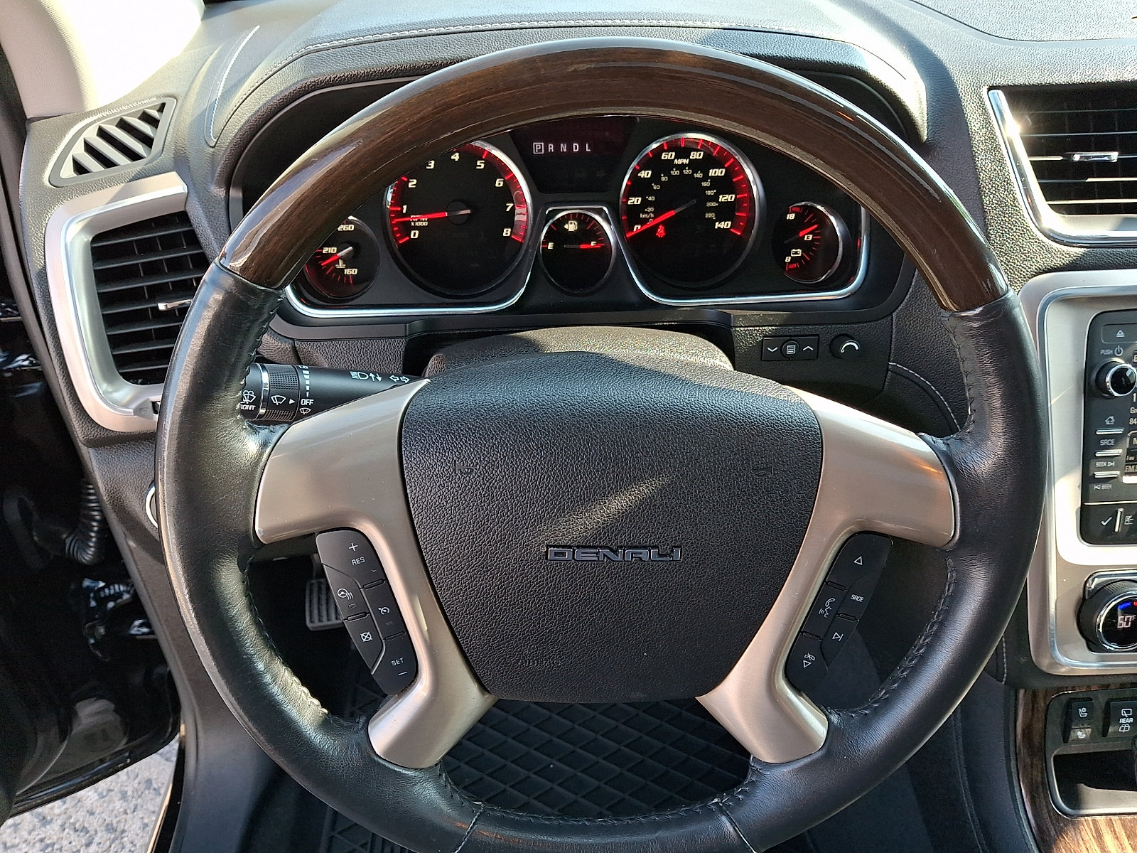 Used 2016 GMC Acadia Denali AWD/4WD image 19