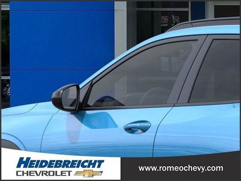 New 2025 Chevrolet Trax RS w/ Driver Confidence Package image 13