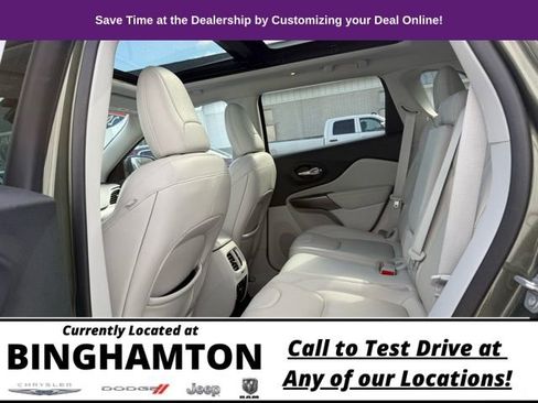 Used 2021 Jeep Cherokee Limited w/ Elite Package image 20
