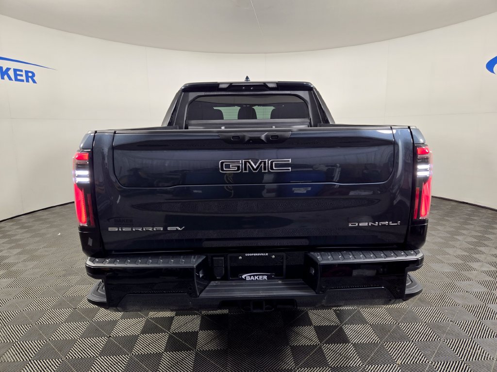 Used 2025 GMC Sierra EV Denali AWD/4WD image 5