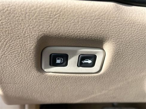 Used 2005 Chevrolet Corvette Base 2D Coupe w/ Preferred Equipment Group image 16