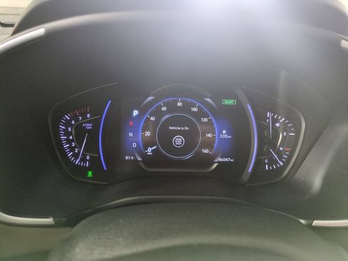 Used 2020 Hyundai Santa Fe Limited AWD/4WD image 15