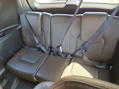 Used 2022 Nissan Armada Platinum w/ Captain's Chairs Package image 9