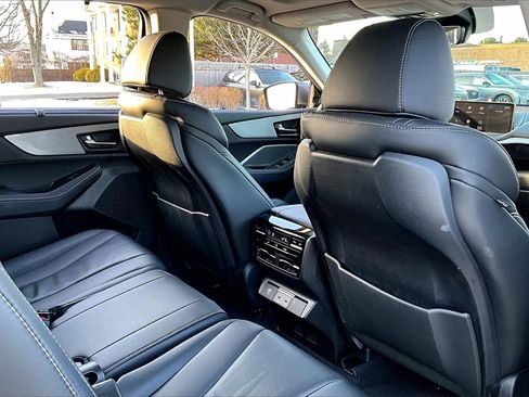 Used 2023 Acura MDX SH-AWD w/ Technology Package image 29