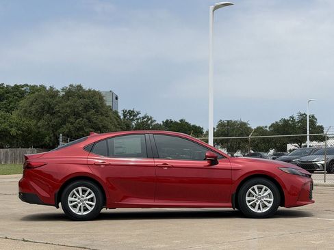Used 2026 Toyota Camry LE FWD image 3