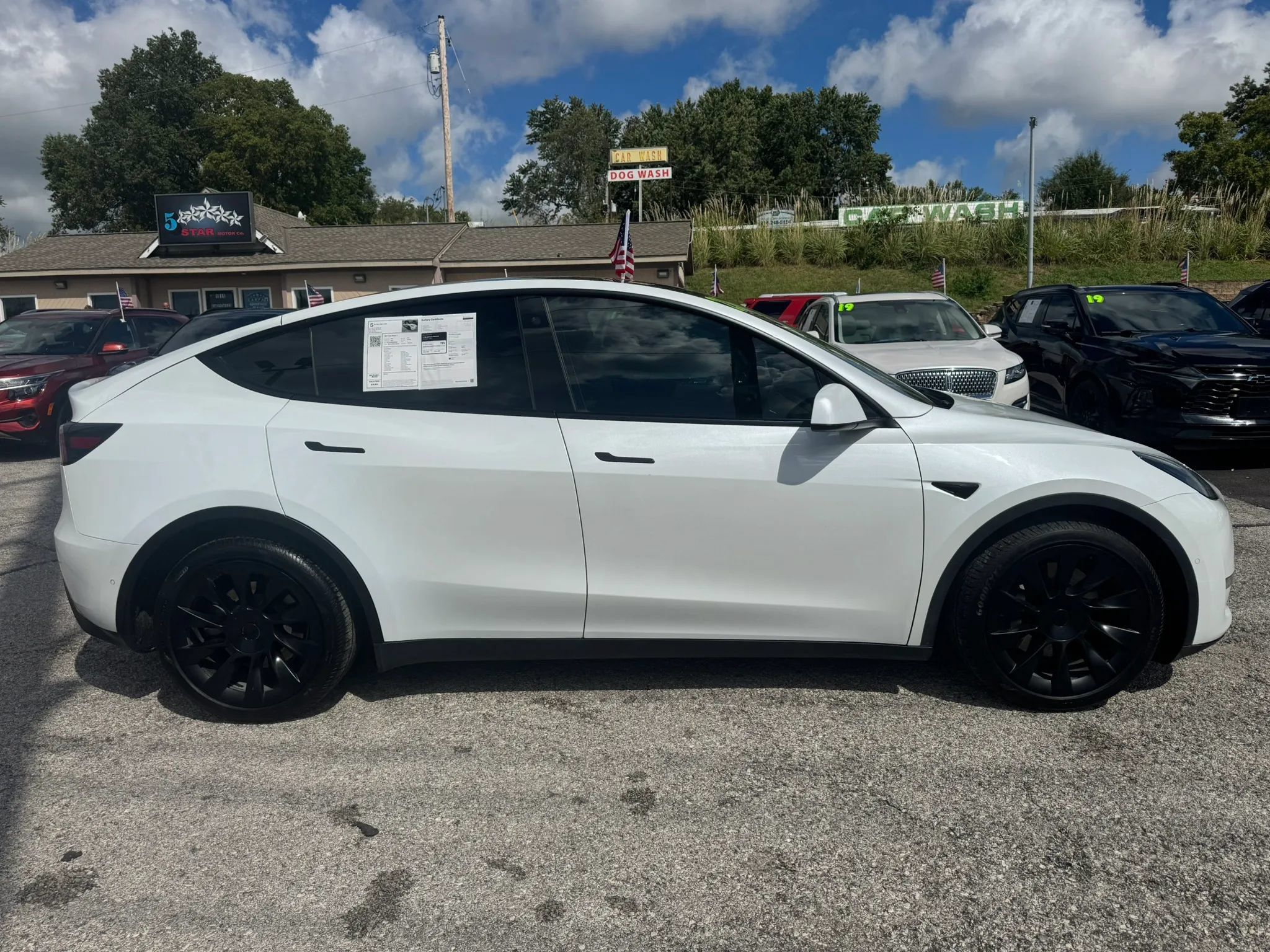 Used 2021 Tesla Model Y Long Range AWD/4WD image 3