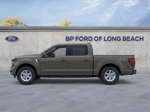 New 2026 Ford F150 XLT w/ Equipment Group 302A MID AWD/4WD image 3
