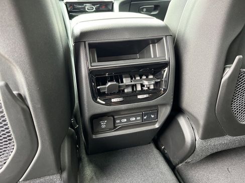 New 2026 Jeep Grand Cherokee Limited image 18