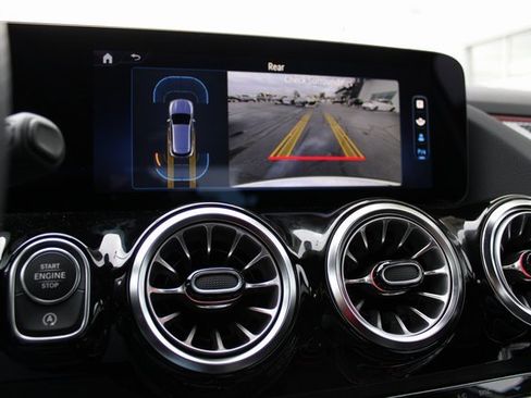 New 2024 Mercedes-Benz GLA 35 AMG 4MATIC image 4