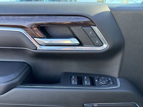 Certified 2023 GMC Sierra 1500 Elevation image 17