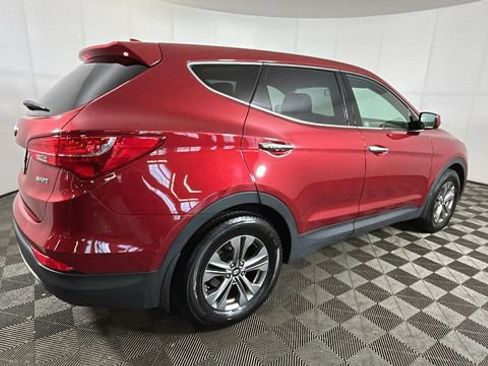 Used 2016 Hyundai Santa Fe Sport FWD image 2