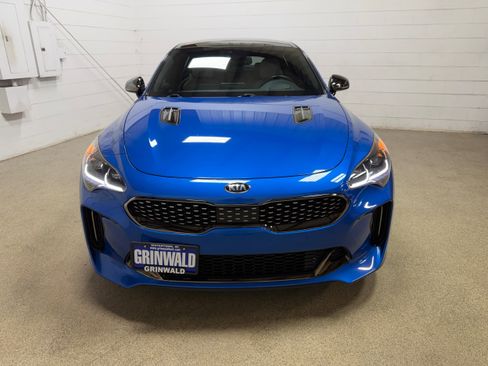 Used 2018 Kia Stinger GT2 AWD/4WD image 29