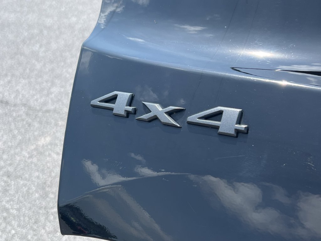 Used 2022 Jeep Renegade Trailhawk AWD/4WD image 16