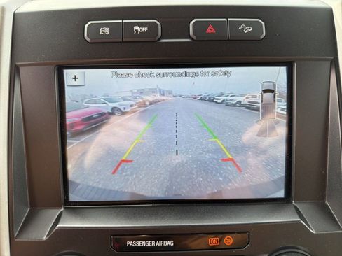 Used 2017 Ford F250 Lariat w/ Chrome Package image 11