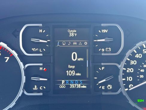 Used 2021 Toyota Tundra 1794 Edition image 28