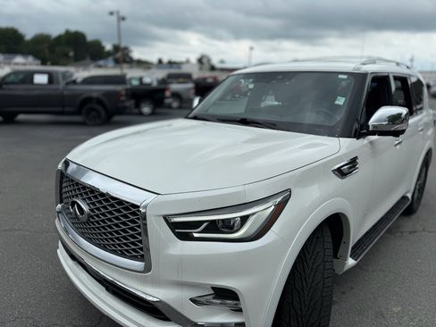 Used 2024 INFINITI QX80 Sensory w/ All-Season Package AWD/4WD image 15
