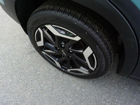 Used 2024 Kia Seltos SX w/ SX Sunroof Package AWD/4WD image 4