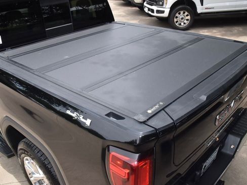 Used 2021 GMC Sierra 1500 SLT AWD/4WD image 39