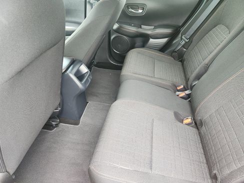 Certified 2025 Honda HR-V Sport image 33
